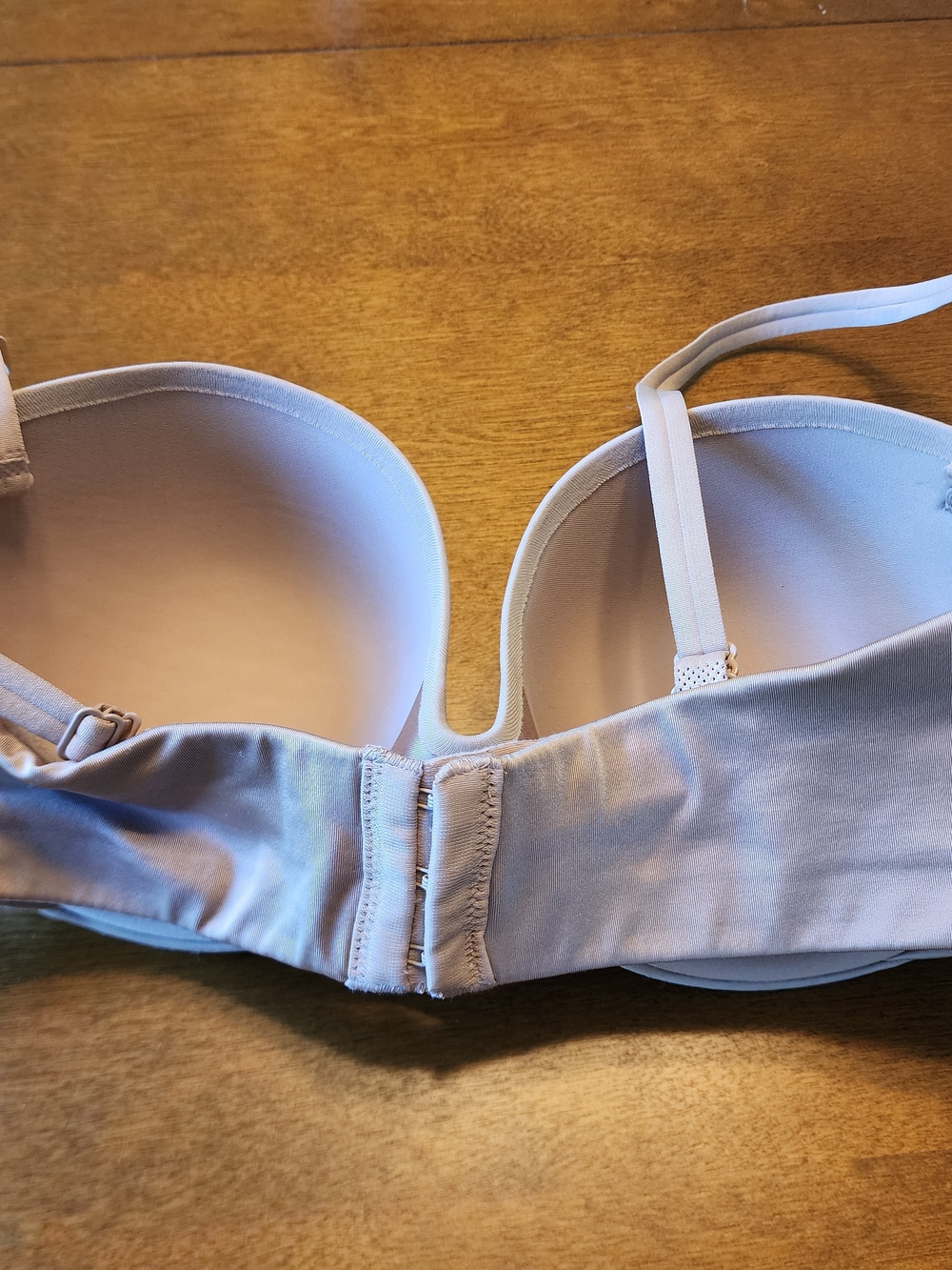 Warner's Convertible Strapless Bra - Picture 3 of 6